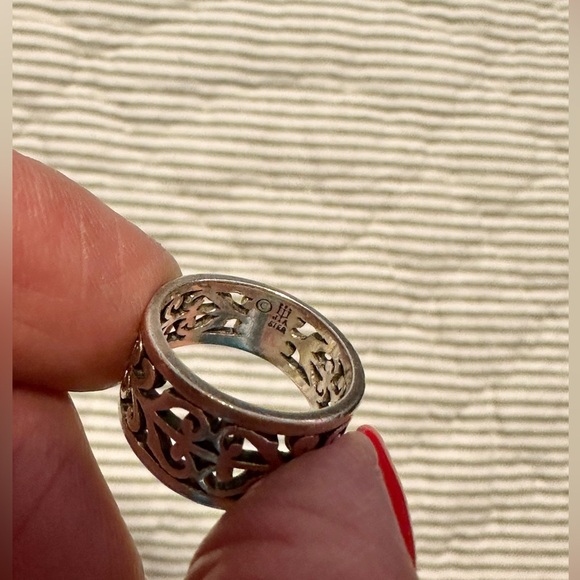 James Avery retired open adorned ring size 4 - Picture 3 of 3